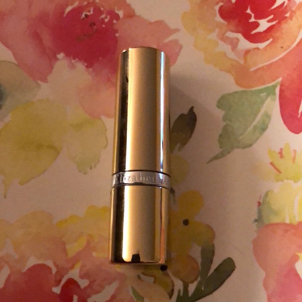 Elizabeth Arden lipstick